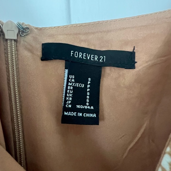 Square neck floral dress - Picture 2 of 3